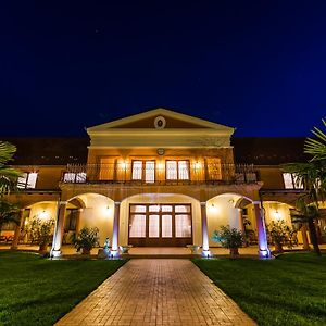 Vinum Hotel